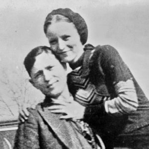 Bonnie et Clyde, couple de gangsters